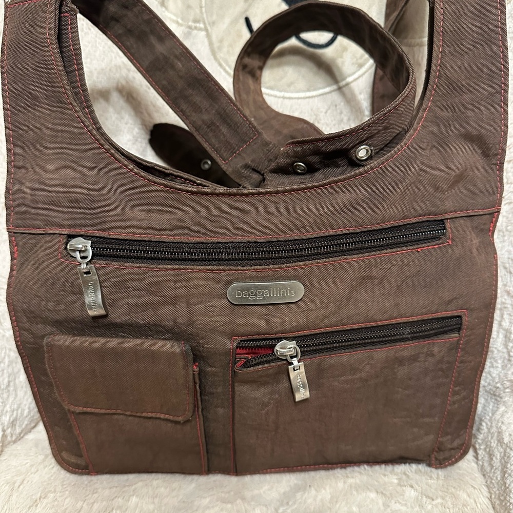 Baggallini Brown Crossbody Bag - Picture 3 of 13